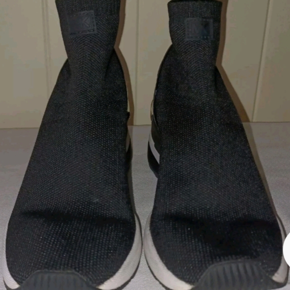 Michael Kors Skyler Bootie Stretch-Knit Sock Wedge Sneaker Women's Size 8.5 - Picture 4 of 8